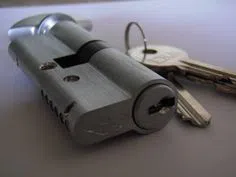 Rockville Centre NY Locksmith Store Rockville Centre, NY 516-209-2617 - broken-key-extraction